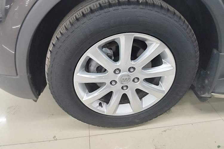 Used Buick Envision 2018 20T Two-Wheel Drive Luxury Model Exterior 4
