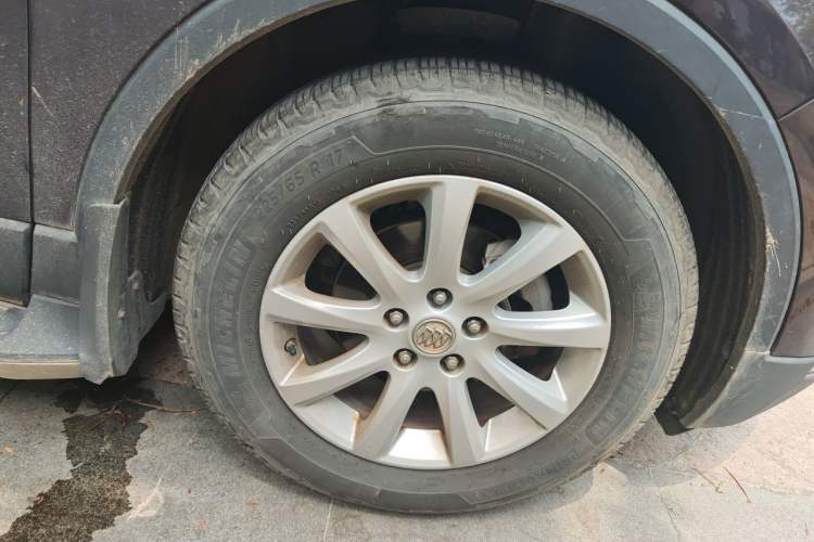 Used Buick Envision 2018 20T Two-Wheel-Drive Elite Model Exterior 7