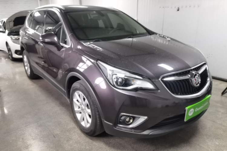 Used Buick Envision 2018 20T Two-Wheel-Drive Elite Model Front Right 45 Deg