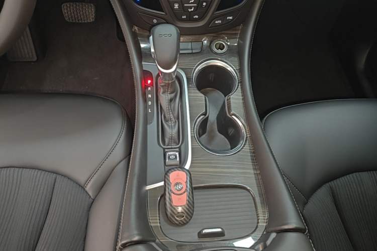 Used Buick Envision 2018 20T Two-Wheel-Drive Leading Model Gear Lever
