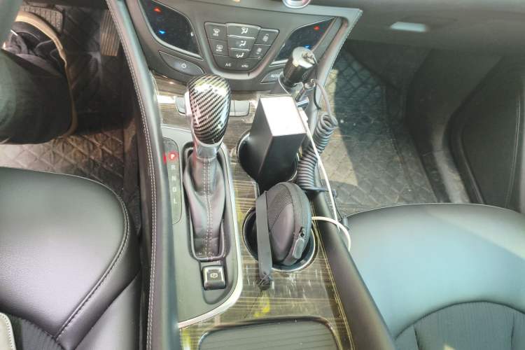 Used Buick Envision 2018 20T Two-Wheel-Drive Leading Model Gear Lever