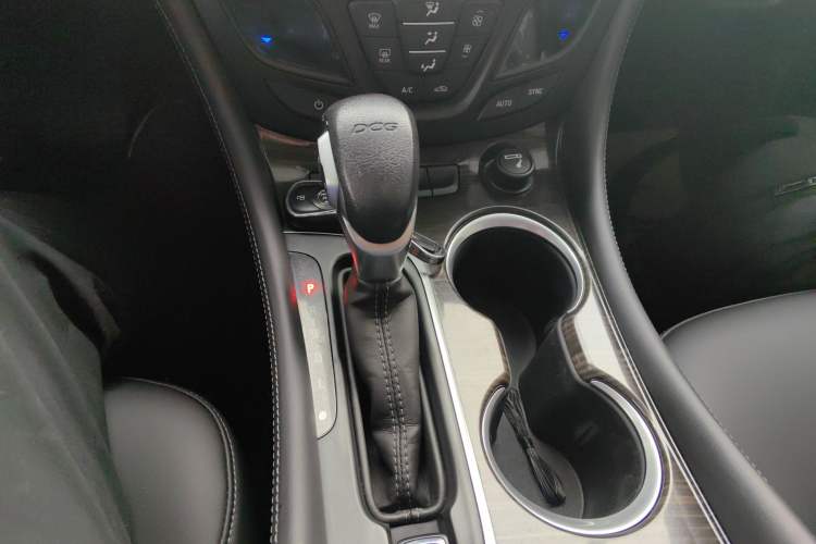 Used Buick Envision 2018 20T Two-Wheel-Drive Leading Model Gear Lever