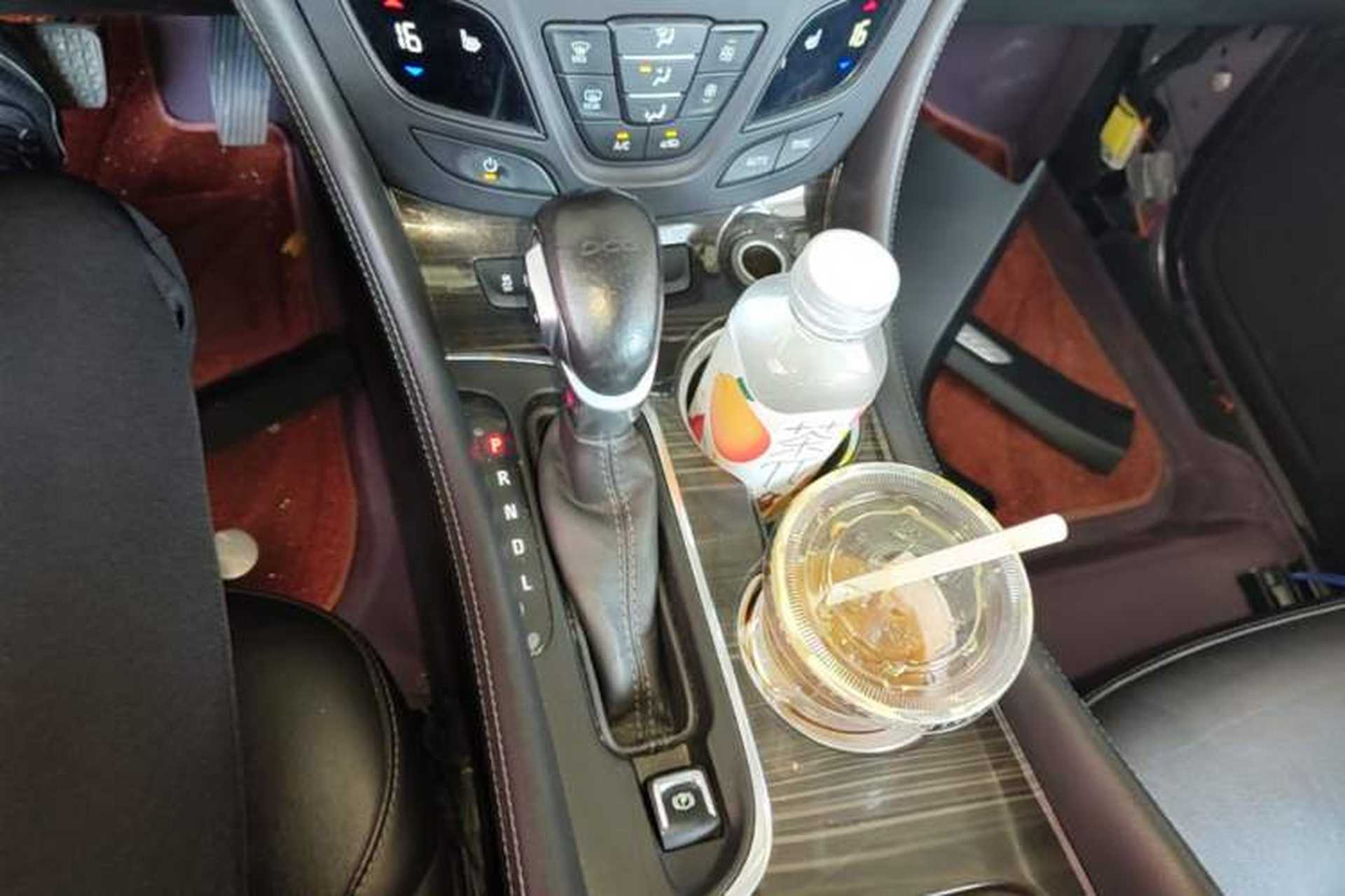 Used Buick Envision 2018 20T Two-Wheel-Drive Elite Model Gear Lever