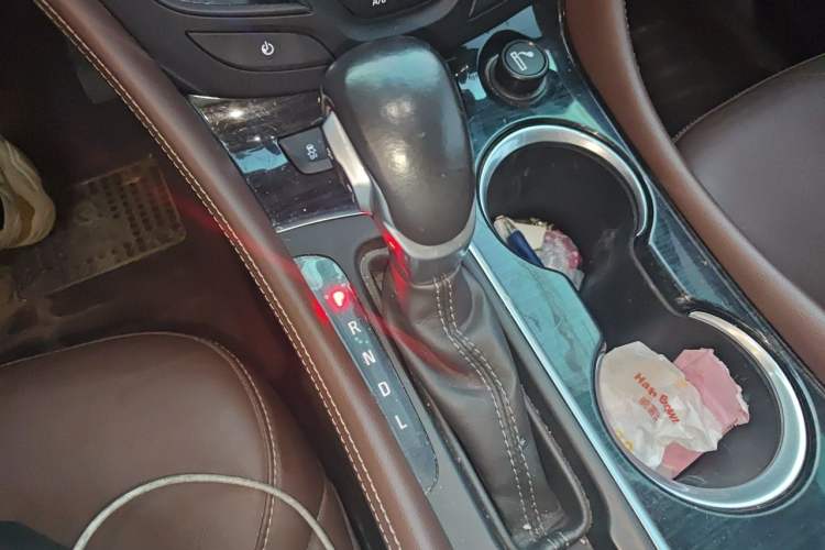Used Buick Envision 2018 28T Four-Wheel Drive Elite Version Gear Lever