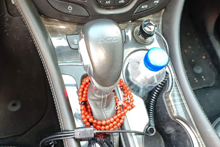 Used Buick Envision 2018 20T Two-Wheel-Drive Elite Model Gear Lever