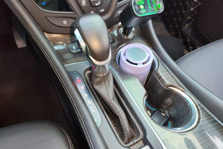 Used Buick Envision 2018 20T Two-Wheel-Drive Elite Model Gear Lever