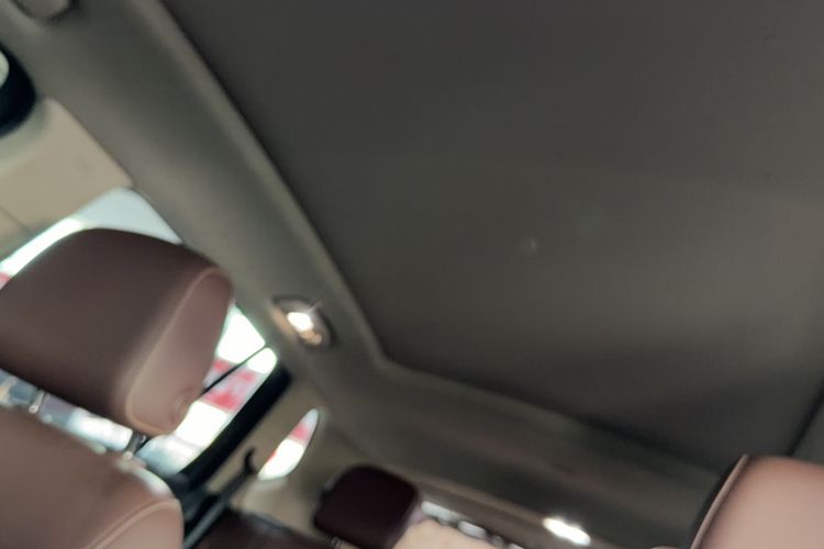Used Buick Envision 2018 20T Two-Wheel-Drive Elite Model Headliner