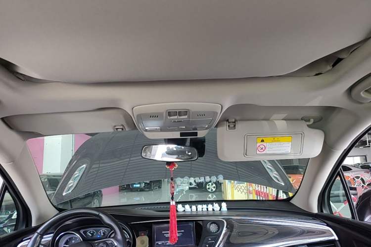 Used Buick Envision 2018 20T Two-Wheel-Drive Elite Model Headliner