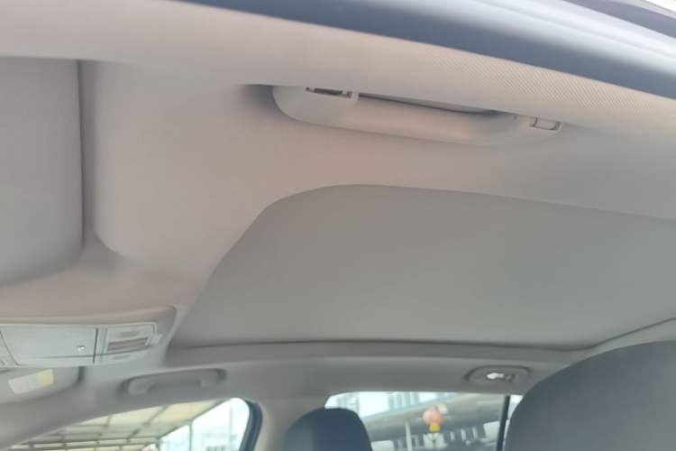 Used Buick Envision 2018 20T Two-Wheel-Drive Elite Model Headliner