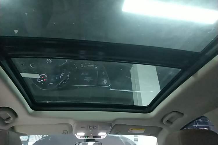 Used Buick Envision 2018 28T Four-Wheel Drive Elite Version Headliner