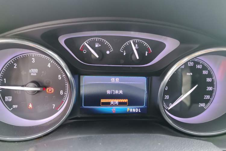 Used Buick Envision 2018 20T Two-Wheel-Drive Elite Model Instrument Cluster