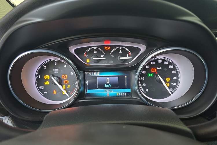 Used Buick Envision 2018 20T Two-Wheel-Drive Elite Model Instrument Cluster