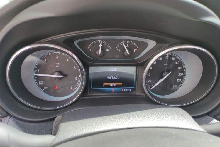 Used Buick Envision 2018 20T Two-Wheel-Drive Elite Model Instrument Cluster