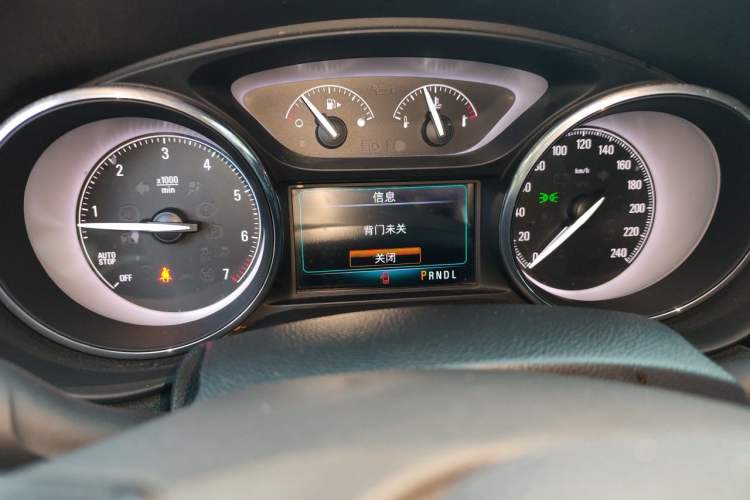 Used Buick Envision 2018 20T Two-Wheel-Drive Elite Model Instrument Cluster