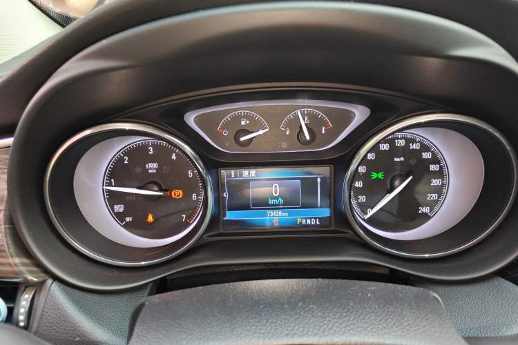 Used Buick Envision 2018 20T Two-Wheel-Drive Elite Model Instrument Cluster
