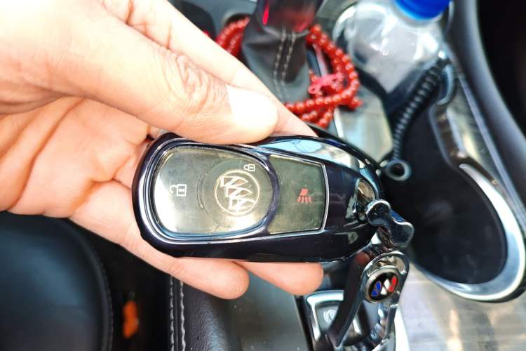 Used Buick Envision 2018 20T Two-Wheel-Drive Elite Model Interior 1