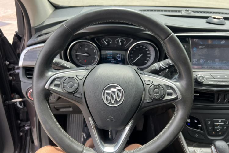 Used Buick Envision 2018 20T Two-Wheel-Drive Elite Model Interior 2