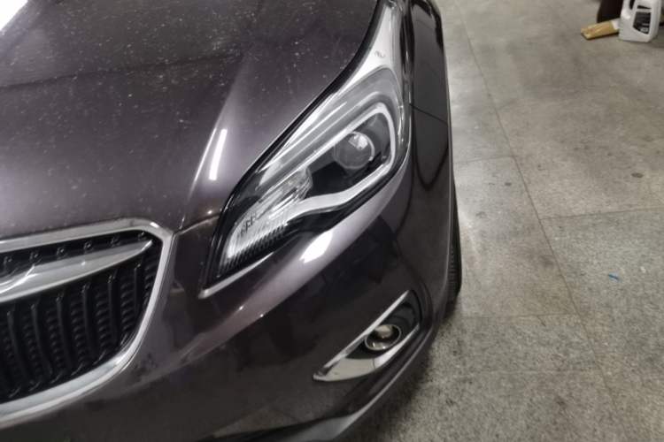 Used Buick Envision 2018 20T Two-Wheel-Drive Elite Model Left Front Headlight