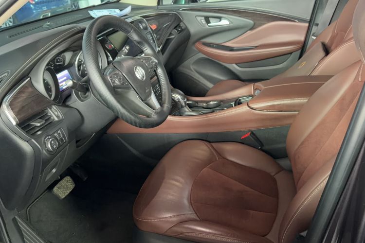 Used Buick Envision 2018 20T Two-Wheel-Drive Elite Model Left Front Seat