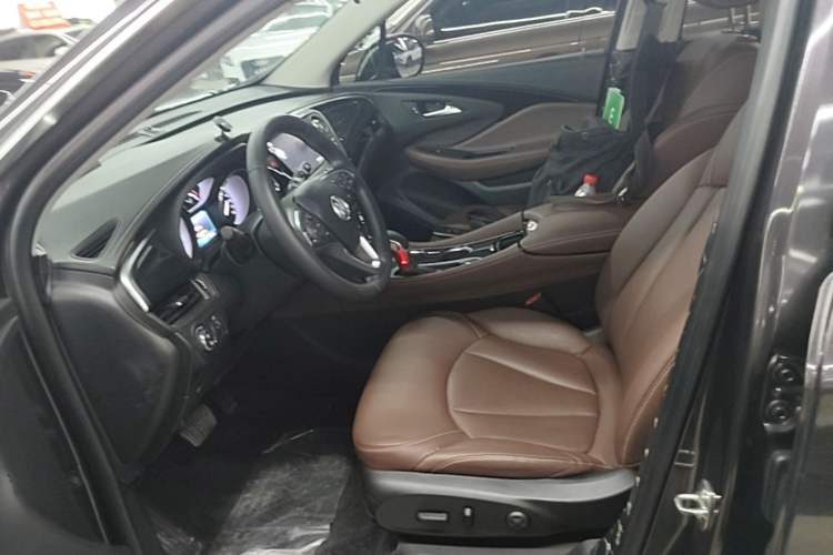 Used Buick Envision 2018 20T Two-Wheel Drive Luxury Model Left Front Seat