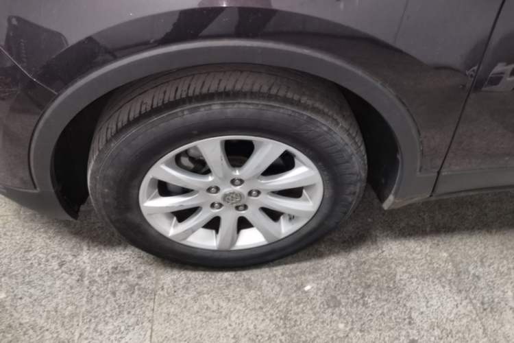 Used Buick Envision 2018 20T Two-Wheel-Drive Elite Model Left Front Wheel Hub