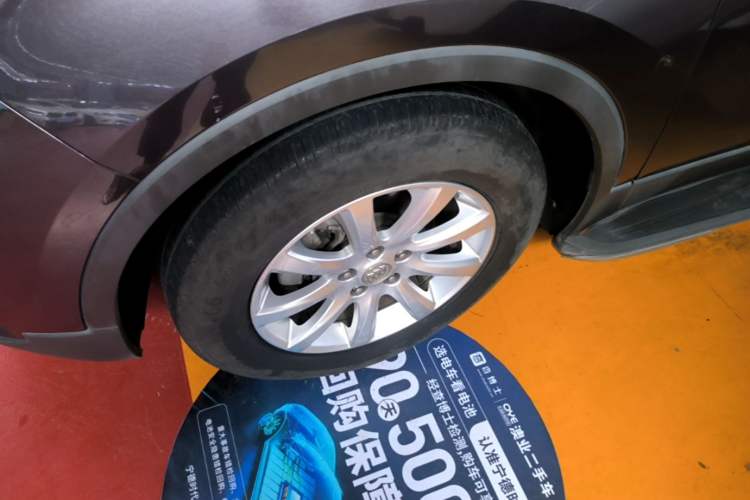 Used Buick Envision 2018 20T Two-Wheel-Drive Elite Model Left Front Wheel Hub