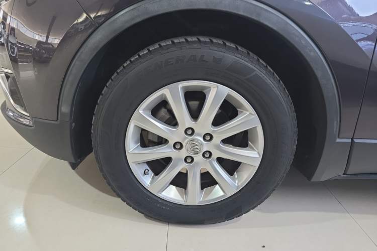 Used Buick Envision 2018 20T Two-Wheel-Drive Elite Model Left Front Wheel Hub