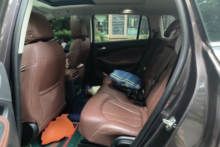 Used Buick Envision 2018 28T Four-Wheel Drive Elite Version Left Rear Seat