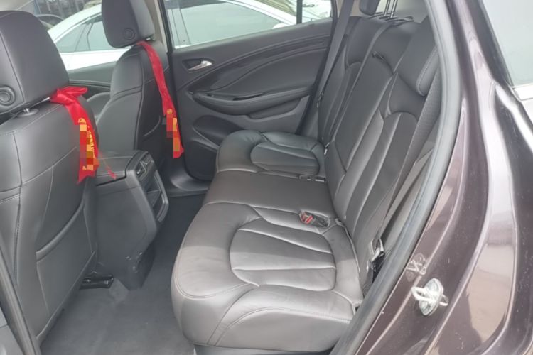 Used Buick Envision 2018 20T Two-Wheel-Drive Elite Model Left Rear Seat