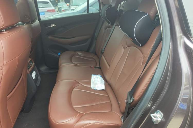 Used Buick Envision 2018 20T Two-Wheel Drive Luxury Model Left Rear Seat