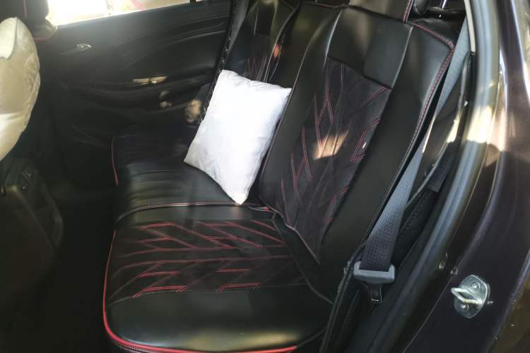 Used Buick Envision 2018 20T Two-Wheel-Drive Leading Model Left Rear Seat