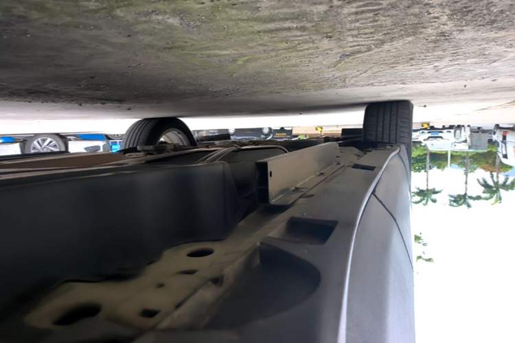 Used Buick Envision 2018 28T Four-Wheel Drive Elite Version Left Side Sill
