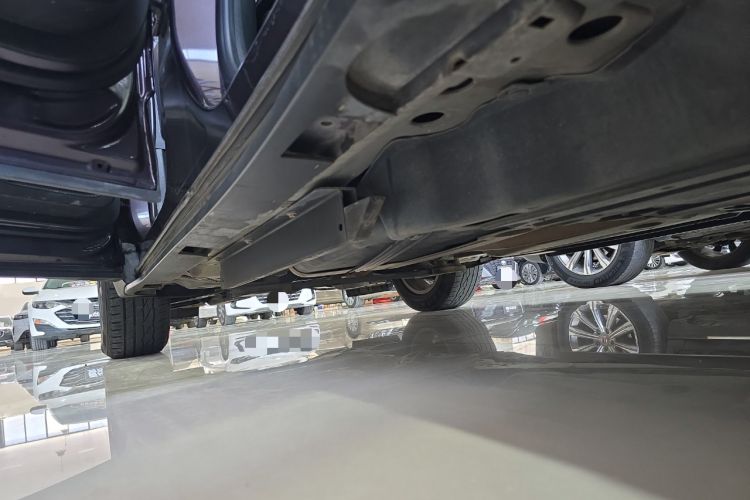 Used Buick Envision 2018 20T Two-Wheel-Drive Elite Model Left Side Sill