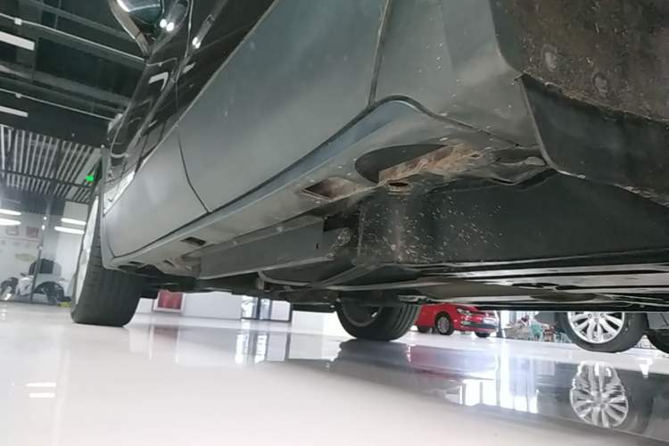Used Buick Envision 2018 28T Four-Wheel Drive Elite Version Left Side Sill