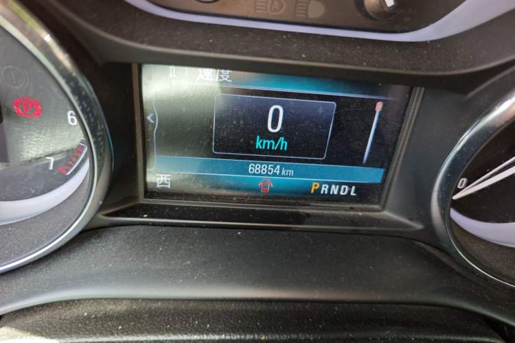 Used Buick Envision 2018 28T Four-Wheel Drive Elite Version Odometer Close Up
