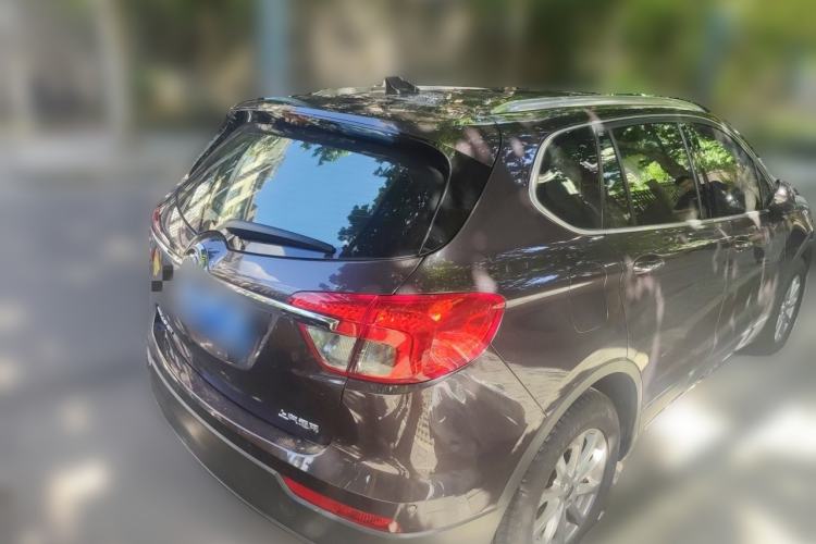 Used Buick Envision 2018 20T Two-Wheel Drive Luxury Model Rear Right 45 Deg