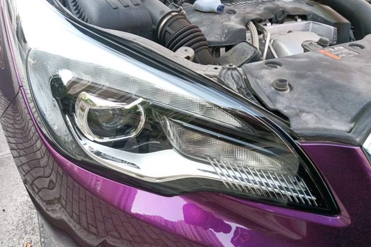 Used Buick Envision 2018 28T Four-Wheel Drive Luxury Model Right Front Headlight