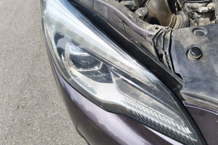 Used Buick Envision 2018 20T Two-Wheel Drive Luxury Model Right Front Headlight