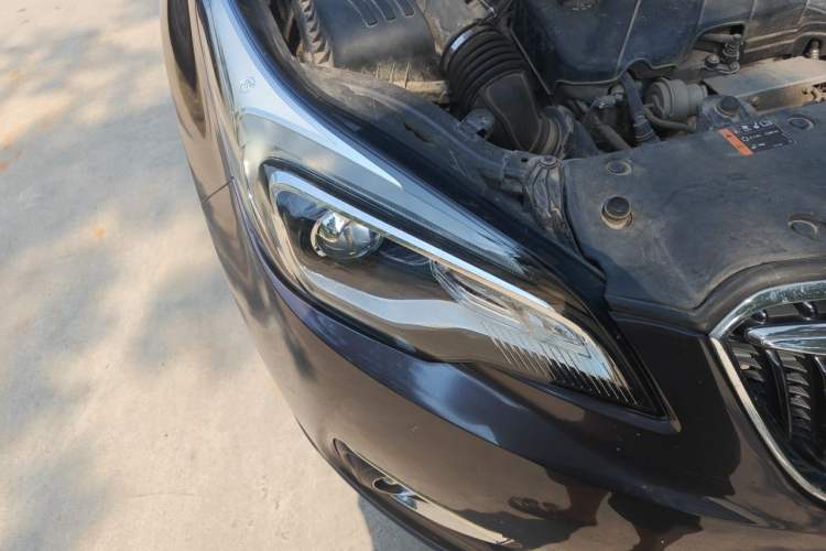 Used Buick Envision 2018 20T Two-Wheel-Drive Leading Model Right Front Headlight