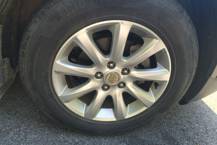 Used Buick Envision 2018 20T Two-Wheel-Drive Leading Model Right Front Wheel Hub