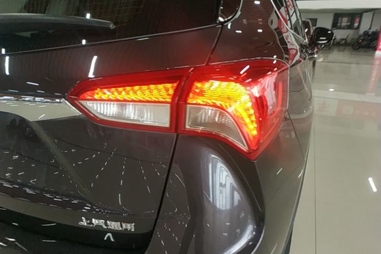 Used Buick Envision 2018 28T Four-Wheel Drive Elite Version Right Rear Taillight