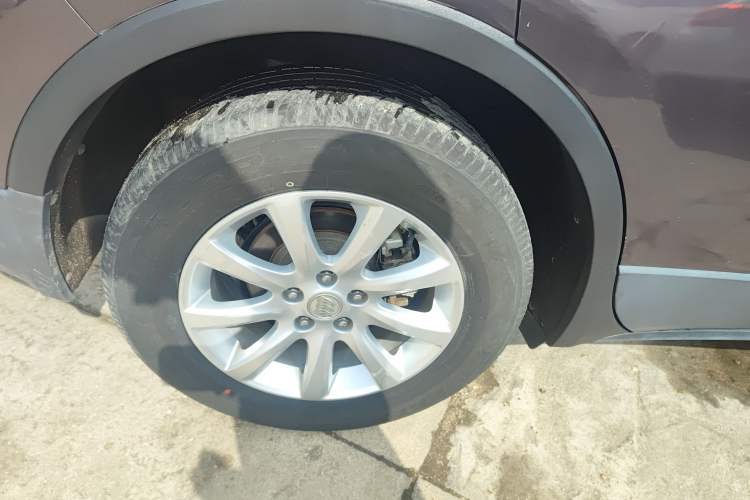 Used Buick Envision 2018 20T Two-Wheel-Drive Leading Model Right Rear Wheel Hub