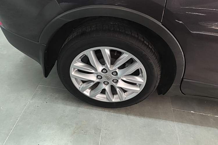 Used Buick Envision 2018 28T Four-Wheel Drive Elite Version Right Rear Wheel Hub