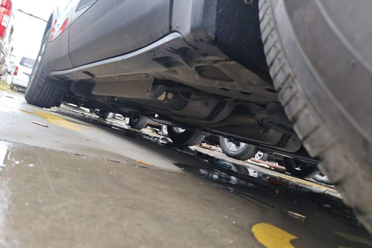Used Buick Envision 2018 20T Two-Wheel Drive Luxury Model Right Side Sill