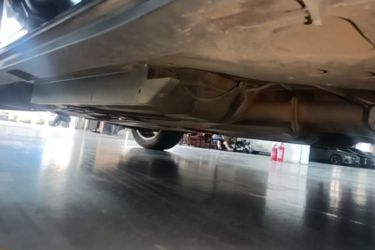 Used Buick Envision 2018 28T Four-Wheel Drive Elite Version Right Side Sill