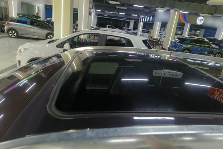 Used Buick Envision 2018 20T Two-Wheel-Drive Elite Model Roof
