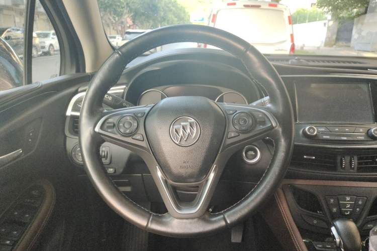 Used Buick Envision 2018 28T All-Wheel-Drive Versatile Sports Flagship Model Steering Wheel