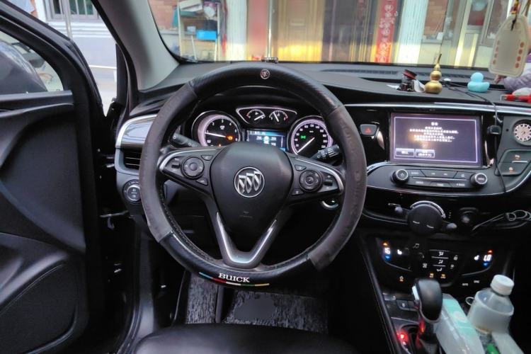Used Buick Envision 2018 20T Two-Wheel-Drive Elite Model Steering Wheel