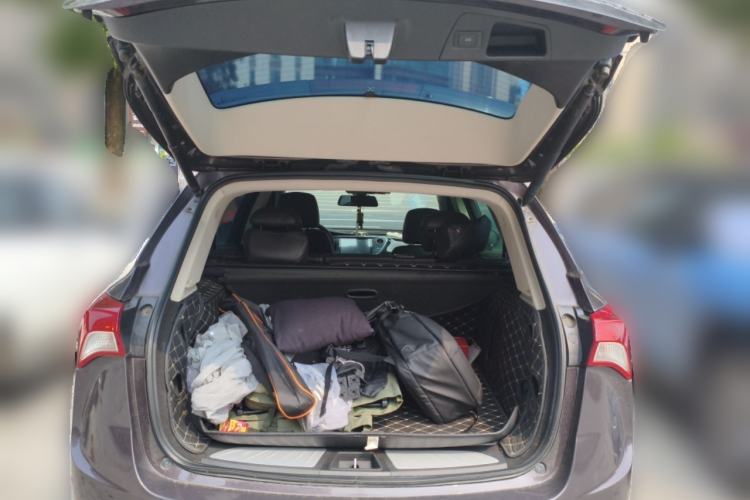 Used Buick Envision 2018 20T Two-Wheel-Drive Leading Model Trunk