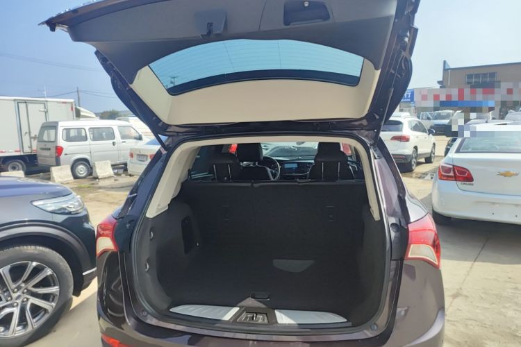 Used Buick Envision 2018 20T Two-Wheel-Drive Leading Model Trunk